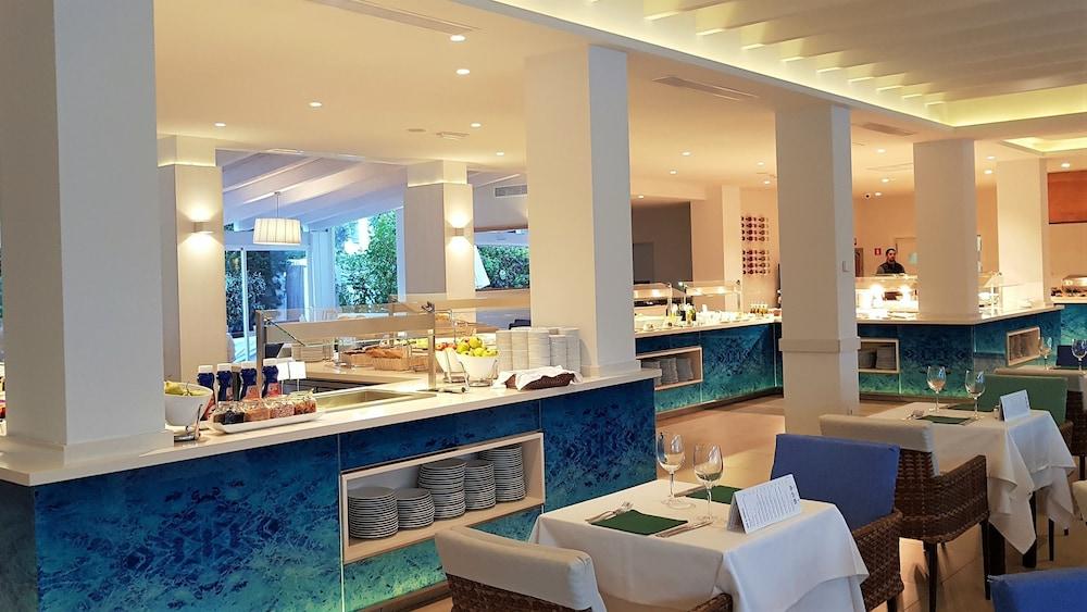 פורט דה פולנסה Puerto Azul Suite Hotel מראה חיצוני תמונה